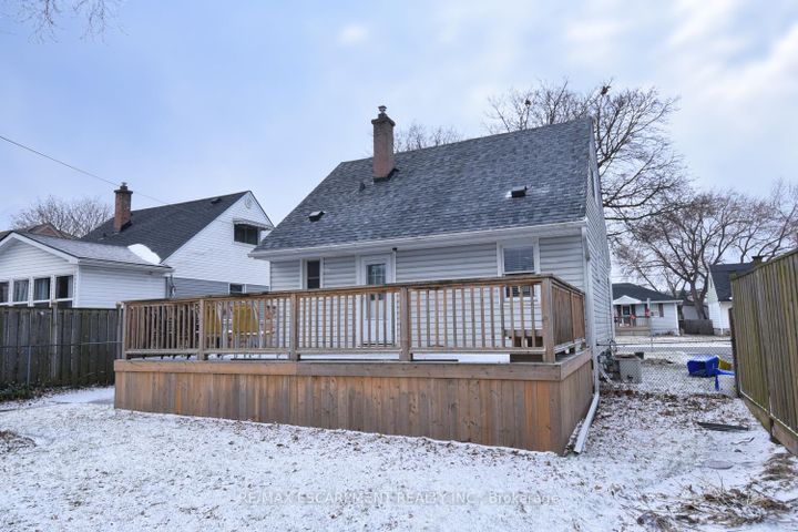 Photo 29 at 180 Adair Avenue N, McQuesten, Hamilton