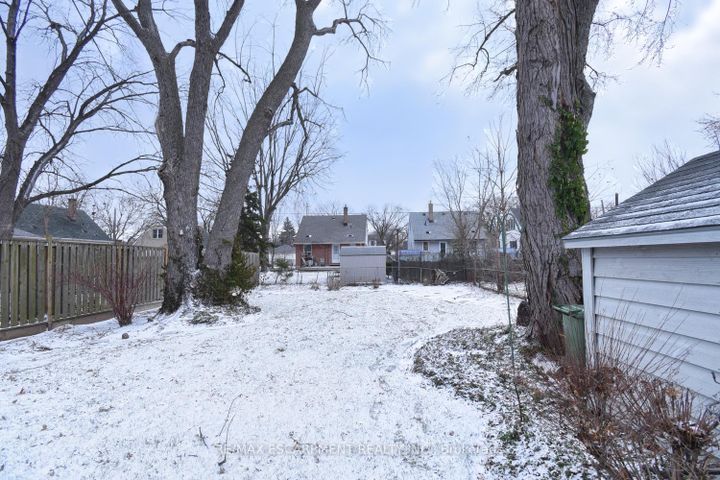 Photo 32 at 180 Adair Avenue N, McQuesten, Hamilton