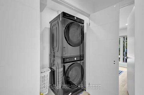 Photo 17 at 978 Carlaw Avenue, Broadview North, Toronto