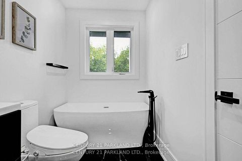 Photo 31 at 978 Carlaw Avenue, Broadview North, Toronto