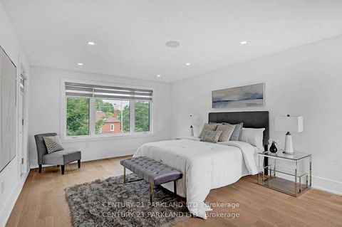 Photo 33 at 978 Carlaw Avenue, Broadview North, Toronto
