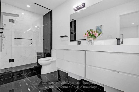 Photo 34 at 978 Carlaw Avenue, Broadview North, Toronto