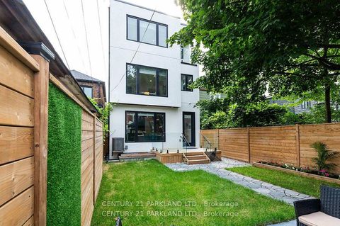 Photo 46 at 978 Carlaw Avenue, Broadview North, Toronto