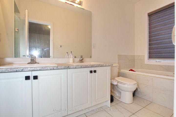 Photo 16 at 72 Wascana Road, Kleinburg, Vaughan