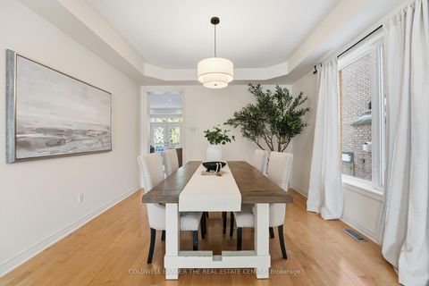 Photo 10 at 19 Deerhorn Crescent, Aurora Highlands, Aurora