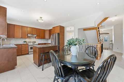 Photo 15 at 19 Deerhorn Crescent, Aurora Highlands, Aurora