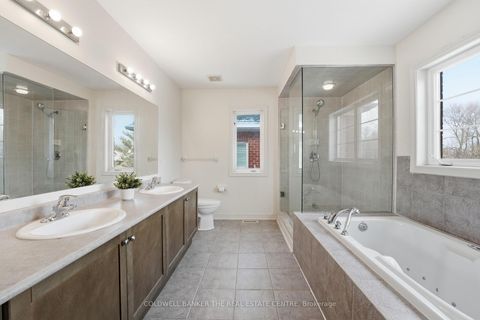 Photo 26 at 19 Deerhorn Crescent, Aurora Highlands, Aurora