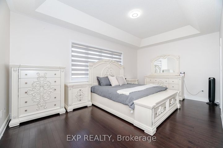 Photo 24 at 78 Gallant Place, Vellore Village, Vaughan