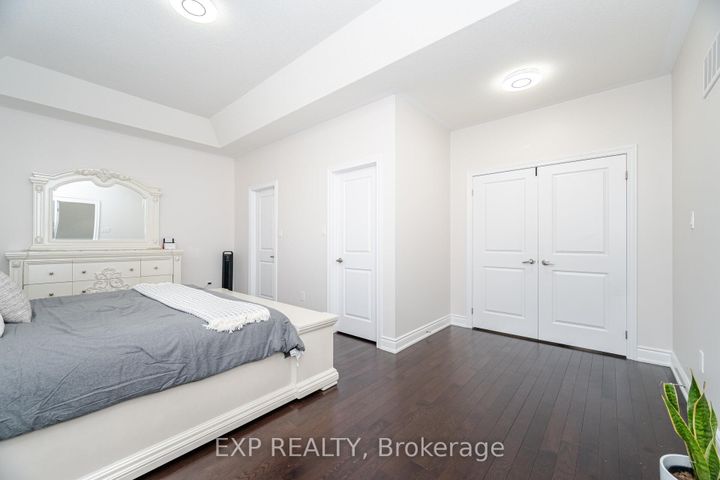 Photo 25 at 78 Gallant Place, Vellore Village, Vaughan