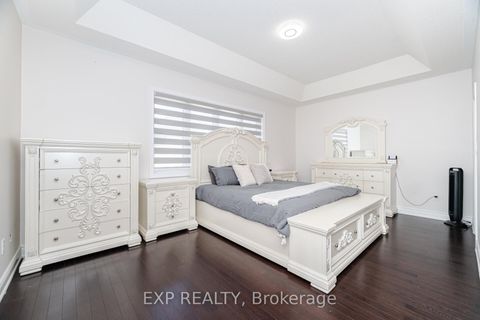 Photo 24 at 78 Gallant Place, Vellore Village, Vaughan