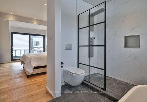 Photo 17 at 33 Edwin Avenue, Junction, Toronto