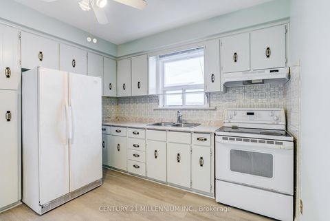 Photo 11 at 32 Century Drive, Kennedy Park, Toronto