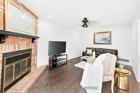 Photo 18 at 28 Glenheather Terrace, Rouge E11, Toronto