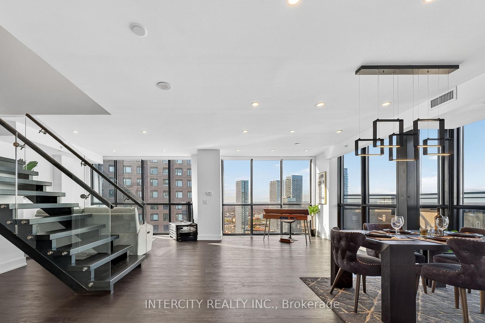 Ph05 (3605) - 2910 Highway 7 Road, Concord, Vaughan photo number 2