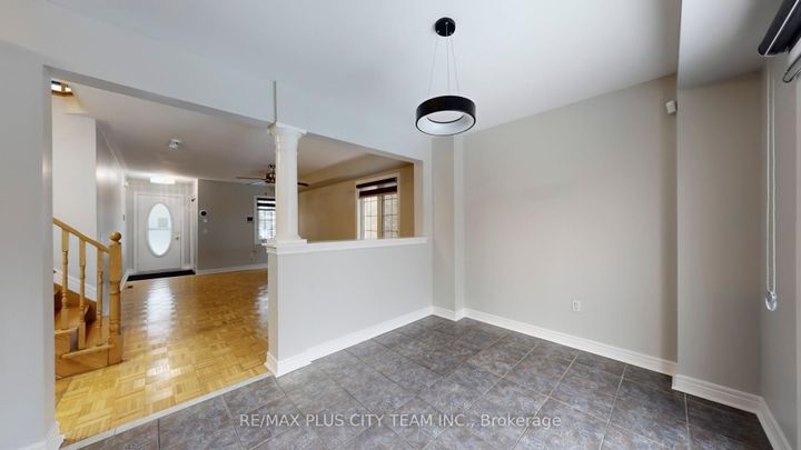 Photo 6 at 4 Slessor Lane, Bram East, Brampton