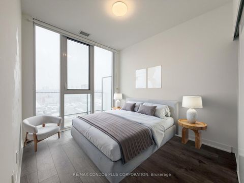 Photo 5 at 925 - 5 Defries Street, Regent Park, Toronto