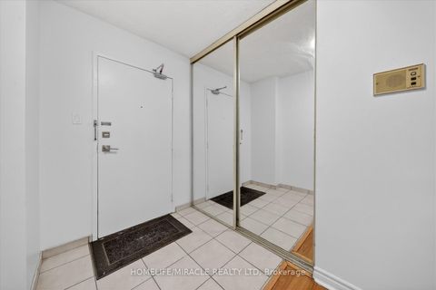 Photo 7 at 1909 - 100 Echo PT, L'Amoreaux, Toronto