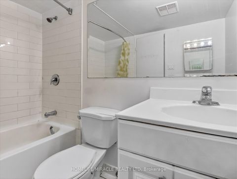 Photo 24 at 1909 - 100 Echo PT, L'Amoreaux, Toronto