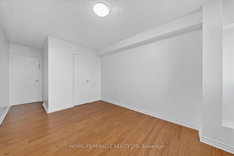 Photo 26 at 1909 - 100 Echo PT, L'Amoreaux, Toronto