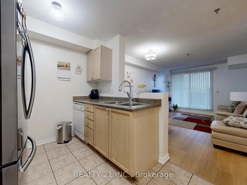 Photo 15 at 123 - 684 Warden Avenue, Birchmount, Toronto