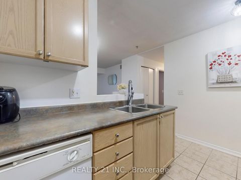 Photo 19 at 123 - 684 Warden Avenue, Birchmount, Toronto