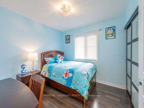 Photo 13 at 98 Stoyell Drive, Jefferson, Richmond Hill