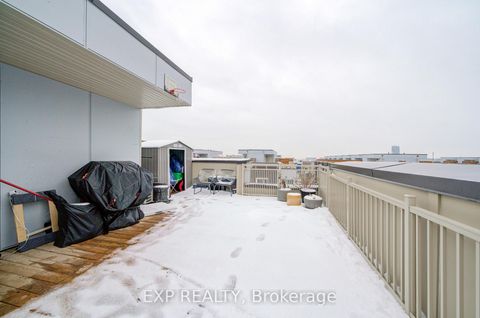 Photo 30 at TH210 - 131 Honeycrisp Crescent, Vaughan Corporate Centre, Vaughan