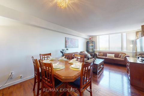 Photo 9 at 1603 - 10 Markbrook Lane, Jamestown, Toronto