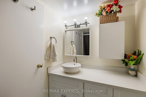 Photo 26 at 1603 - 10 Markbrook Lane, Jamestown, Toronto