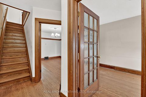 Photo 3 at 648 Willard Avenue, Bloor West Village, Toronto