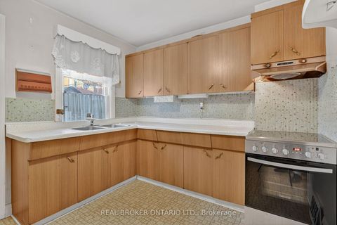 Photo 13 at 648 Willard Avenue, Bloor West Village, Toronto