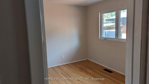 Photo 8 at 36 Galsworthy Avenue, Maryvale, Toronto