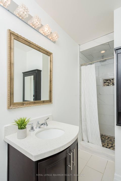 Photo 22 at 55 Ashmount Crescent, Richview, Toronto