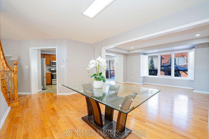 Photo 9 at 254 Fandango Drive, Credit Valley, Brampton