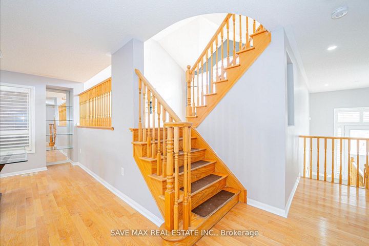 Photo 15 at 254 Fandango Drive, Credit Valley, Brampton