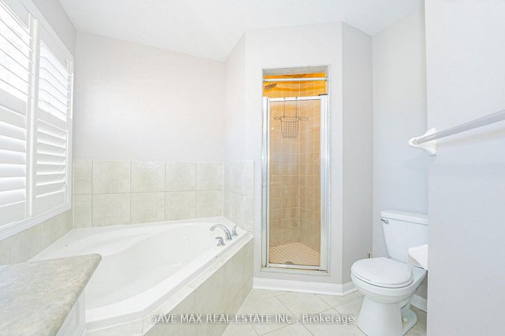 Photo 25 at 254 Fandango Drive, Credit Valley, Brampton