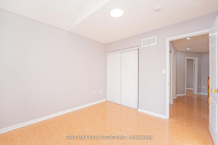Photo 27 at 254 Fandango Drive, Credit Valley, Brampton