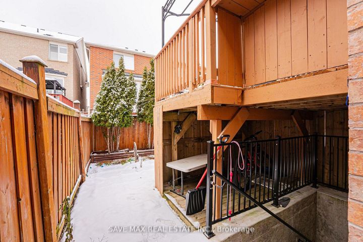 Photo 34 at 254 Fandango Drive, Credit Valley, Brampton