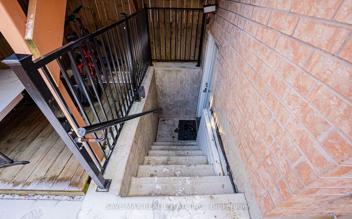 Photo 35 at 254 Fandango Drive, Credit Valley, Brampton