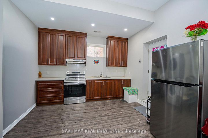 Photo 38 at 254 Fandango Drive, Credit Valley, Brampton