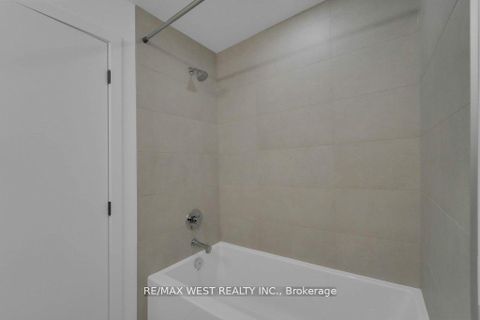 Photo 11 at 661 Winona Drive, Oakwood Village, Toronto