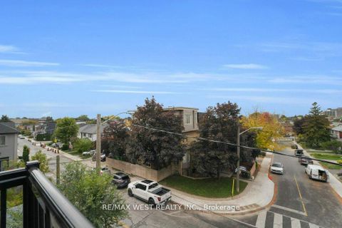 Photo 14 at 661 Winona Drive, Oakwood Village, Toronto