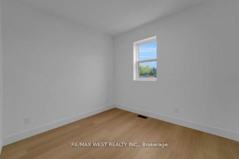 Photo 15 at 661 Winona Drive, Oakwood Village, Toronto