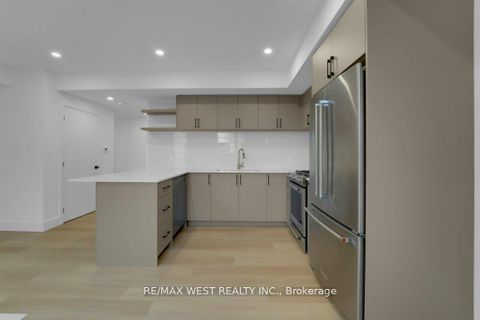 Photo 22 at 661 Winona Drive, Oakwood Village, Toronto