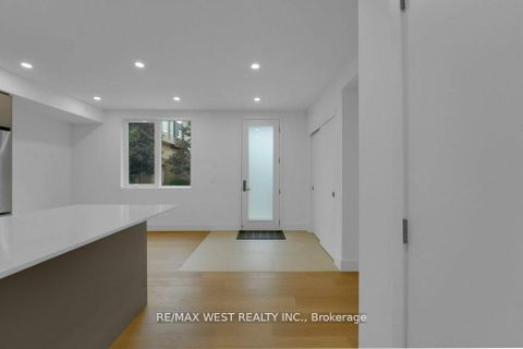 Photo 24 at 661 Winona Drive, Oakwood Village, Toronto