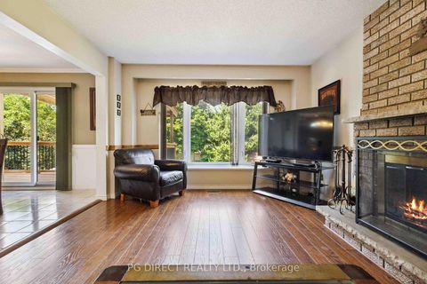 Photo 5 at 44 Henderson Drive, Pringle Creek, Whitby