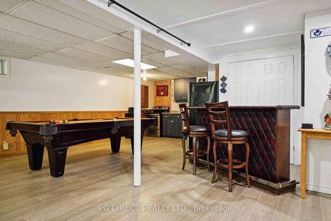 Photo 14 at 44 Henderson Drive, Pringle Creek, Whitby