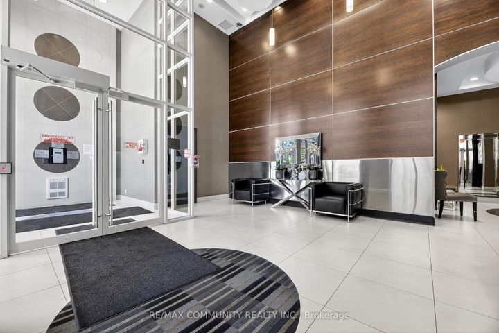 Photo 3 at 2010 - 25 Town Centre Court, Bendale, Toronto