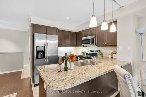 Photo 5 at 13 - 669A Warden Avenue, Birchmount, Toronto