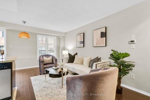 Photo 9 at 13 - 669A Warden Avenue, Birchmount, Toronto